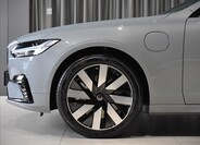 Volvo V90 11