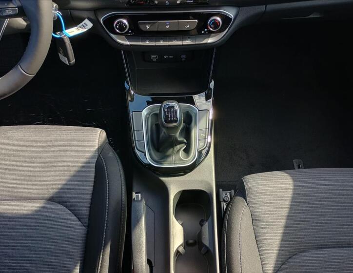 Hyundai i30 11