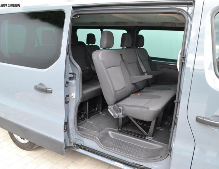 Renault Trafic 17