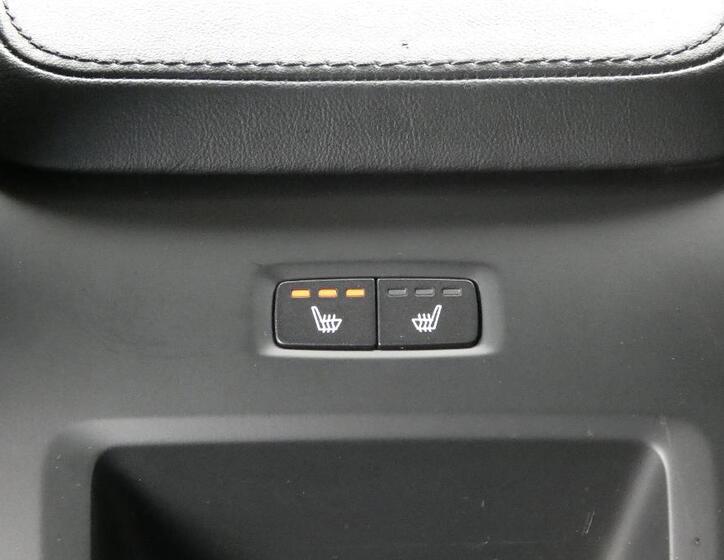 Volvo V90 22