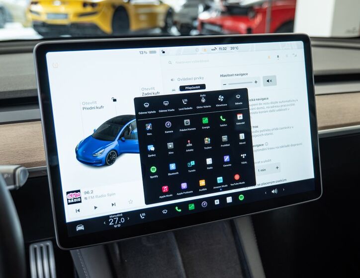 Tesla Model 3 15
