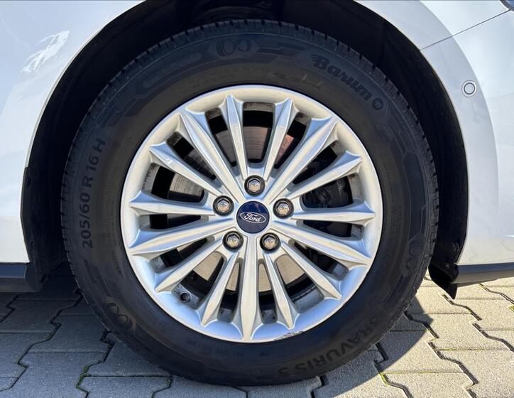 Ford Focus 11