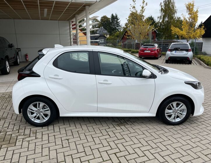 Toyota Yaris 7