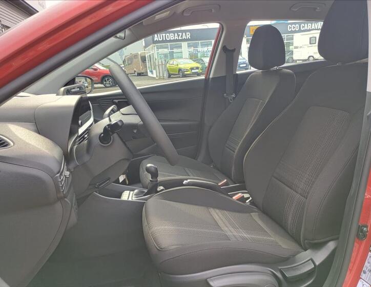 Hyundai i20 9