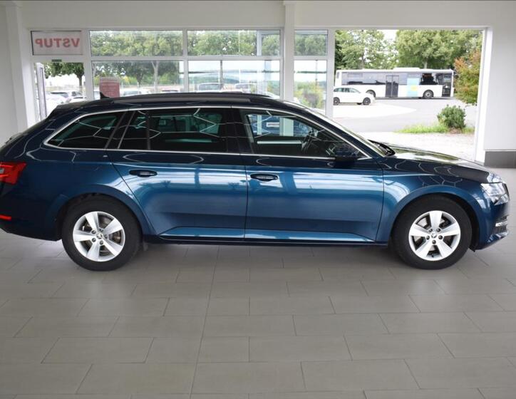 Škoda Superb 4