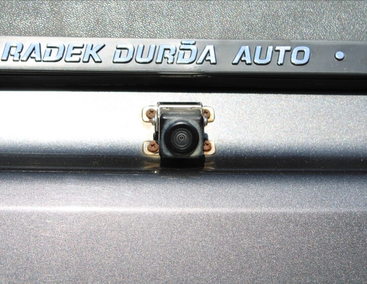 Toyota Verso 21