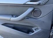 BMW X1 12