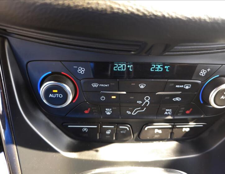 Ford Kuga 22