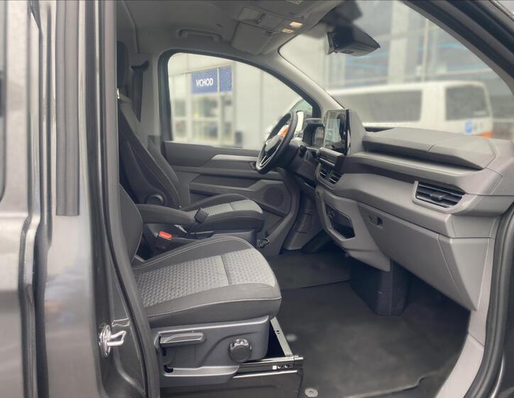 Volkswagen Caravelle 14