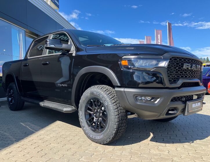 Dodge RAM 6