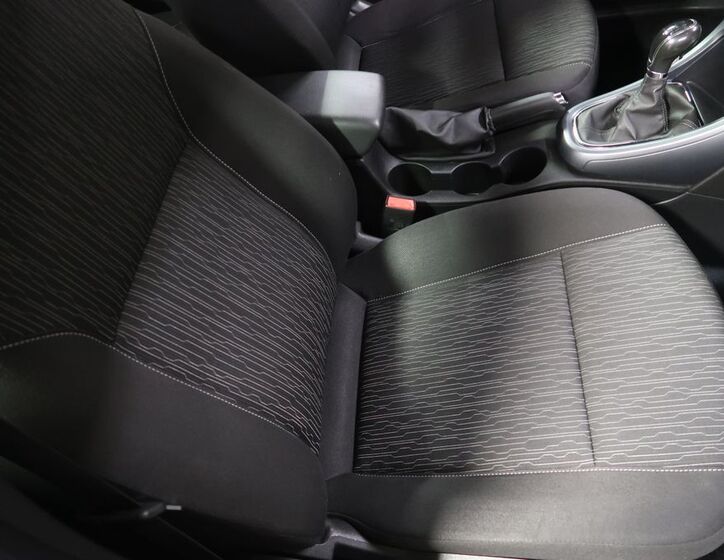 Opel Astra 13