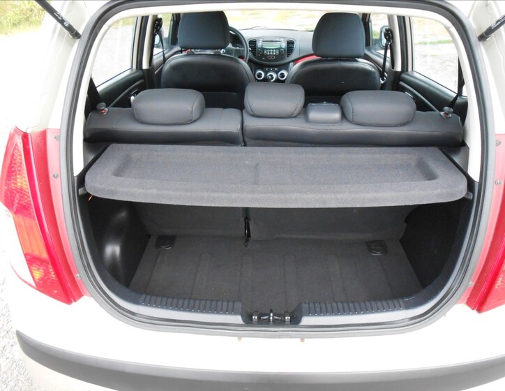 Hyundai i10 10