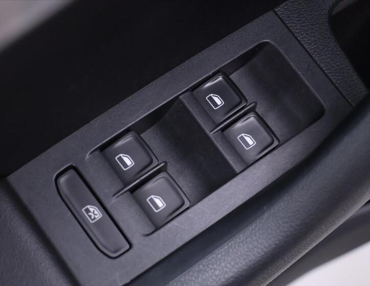Škoda Octavia 16