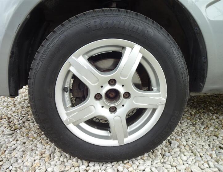 Suzuki Ignis 37