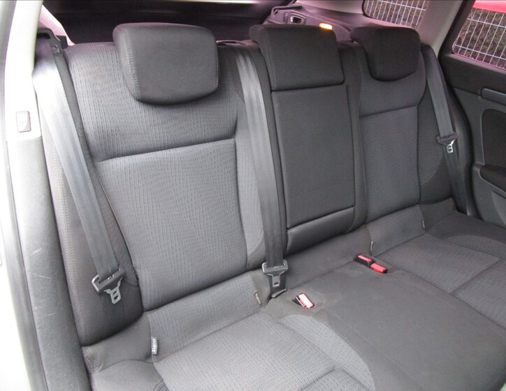 Renault Laguna 23