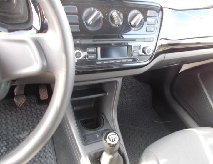 Volkswagen up! 15