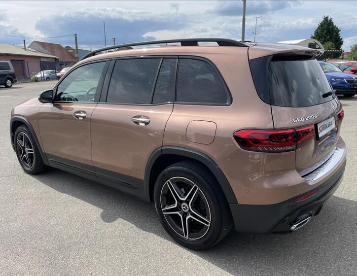 Mercedes-Benz GLB 7