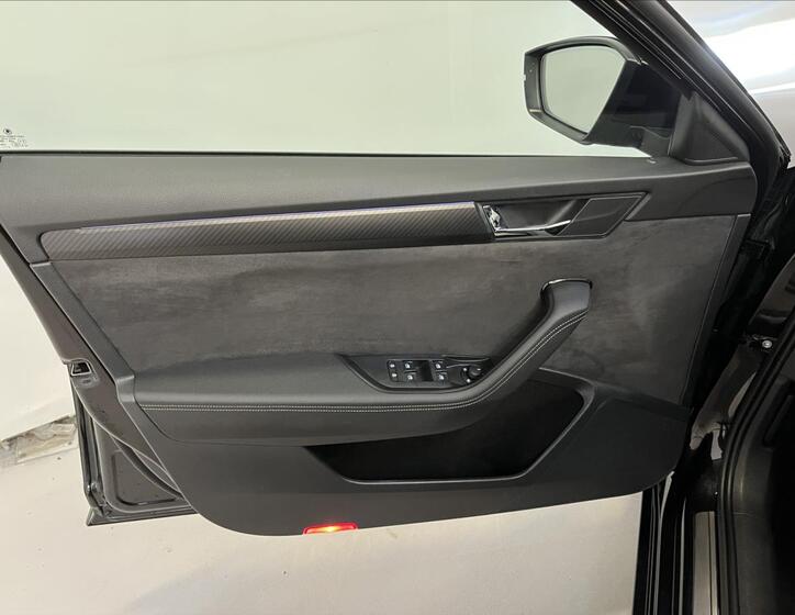 Škoda Superb 26