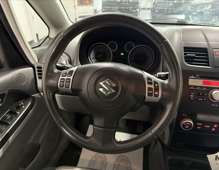 Suzuki SX4 18