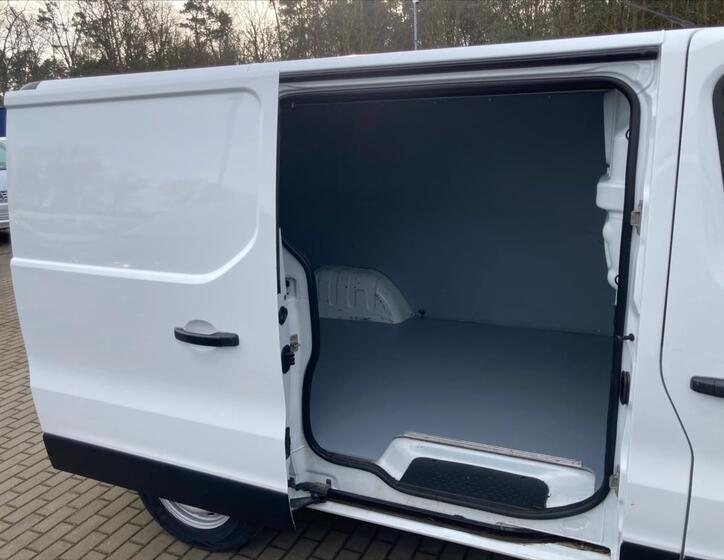 Opel Vivaro 28