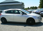 Opel Astra 6