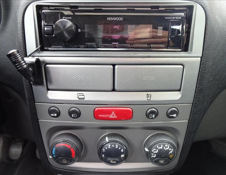 Alfa Romeo 147 33
