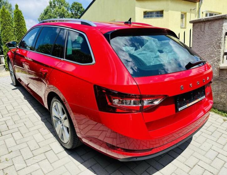 Škoda Superb 16