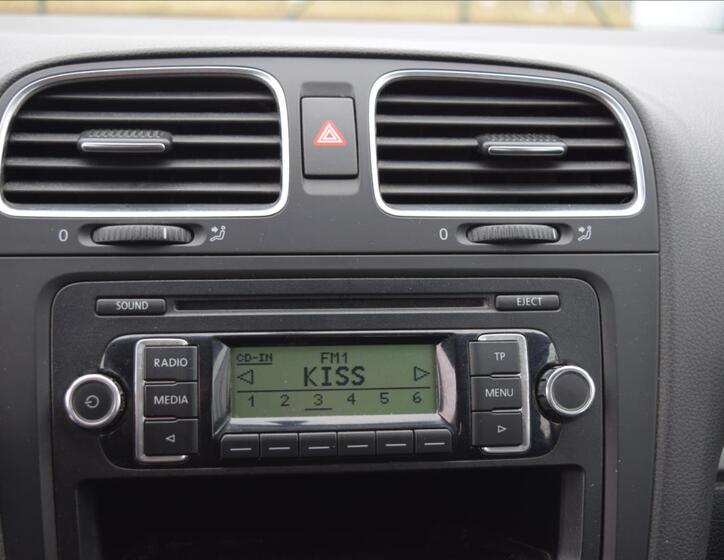 Volkswagen Golf 34
