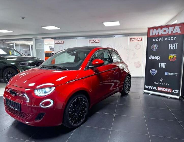 Fiat 500e 3