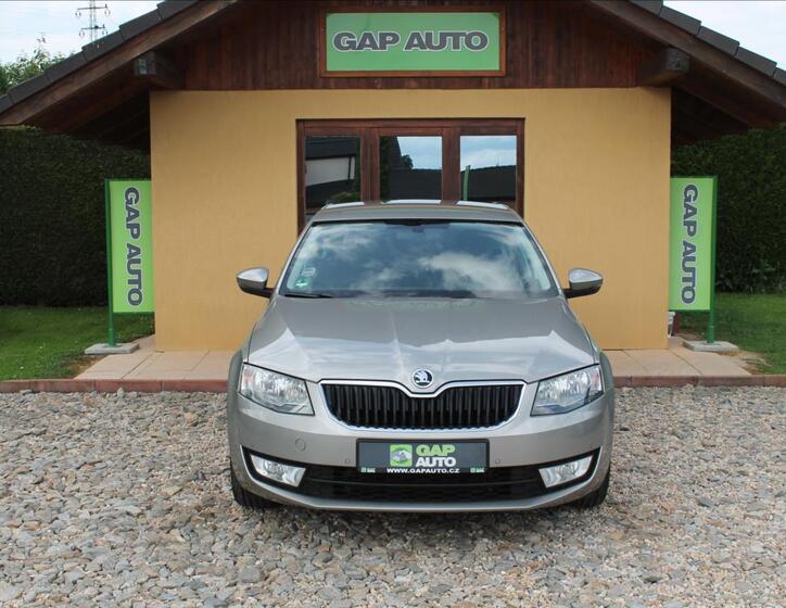 Škoda Octavia 2