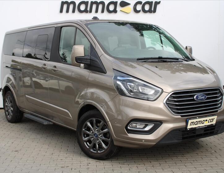 Ford Tourneo Custom 1