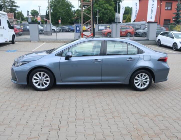 Toyota Corolla 4
