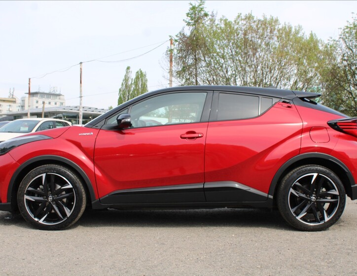 Toyota C-HR 8
