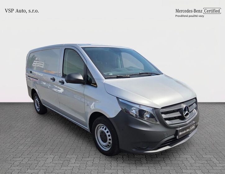 Mercedes-Benz Vito 7
