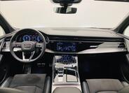 Audi Q7 11