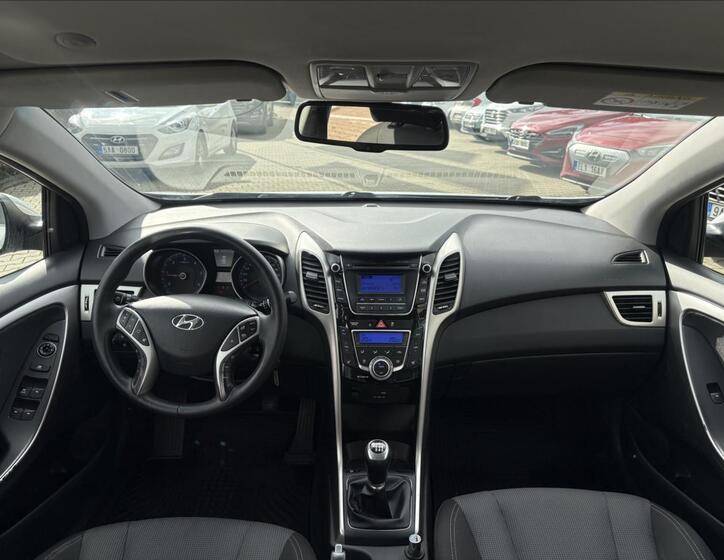 Hyundai i30 16