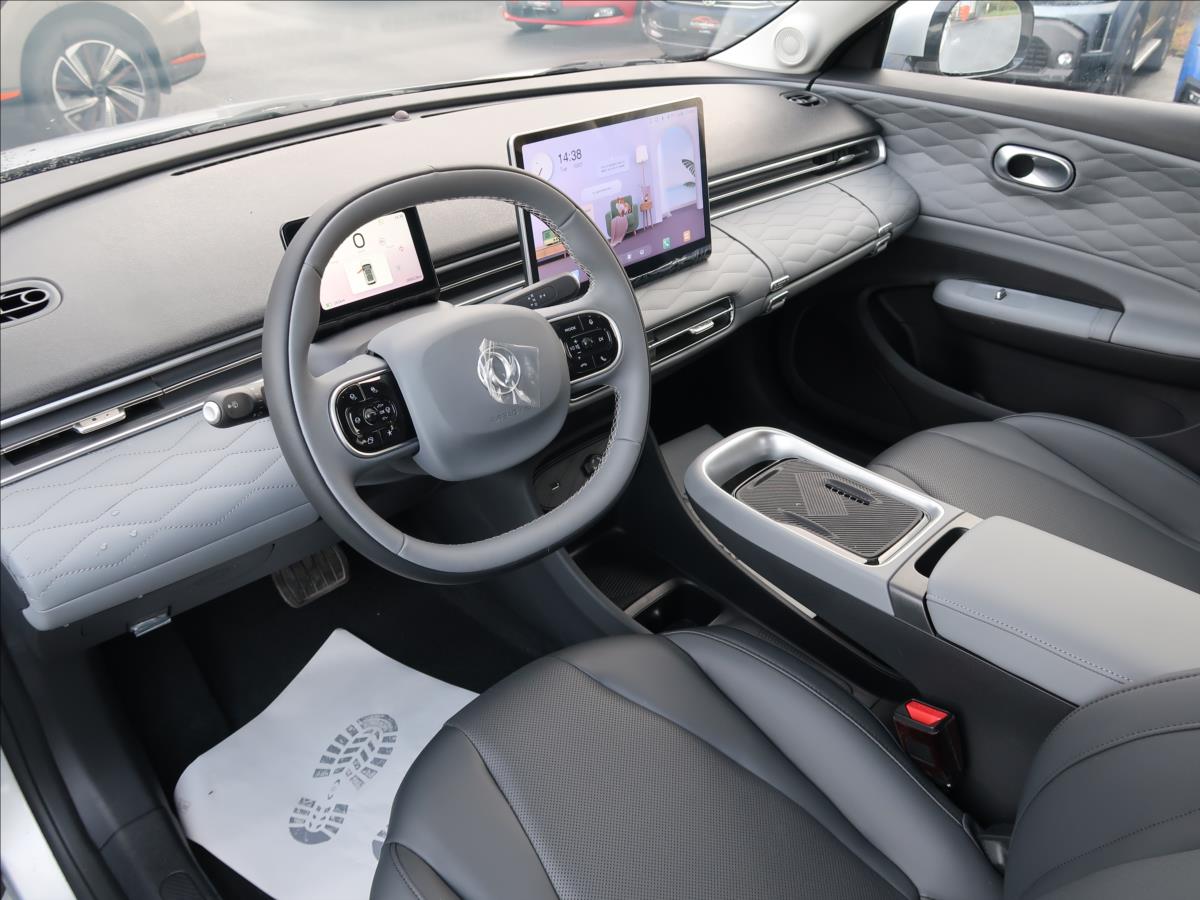 Dongfeng Box