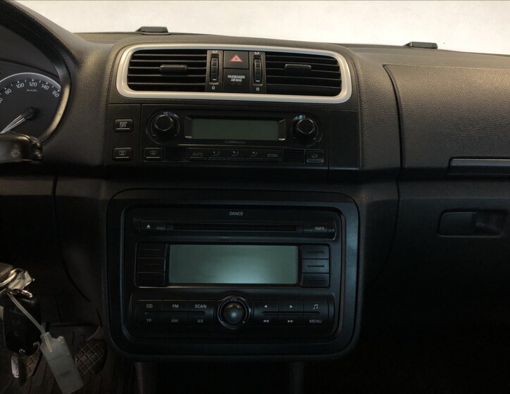 Škoda Roomster 16