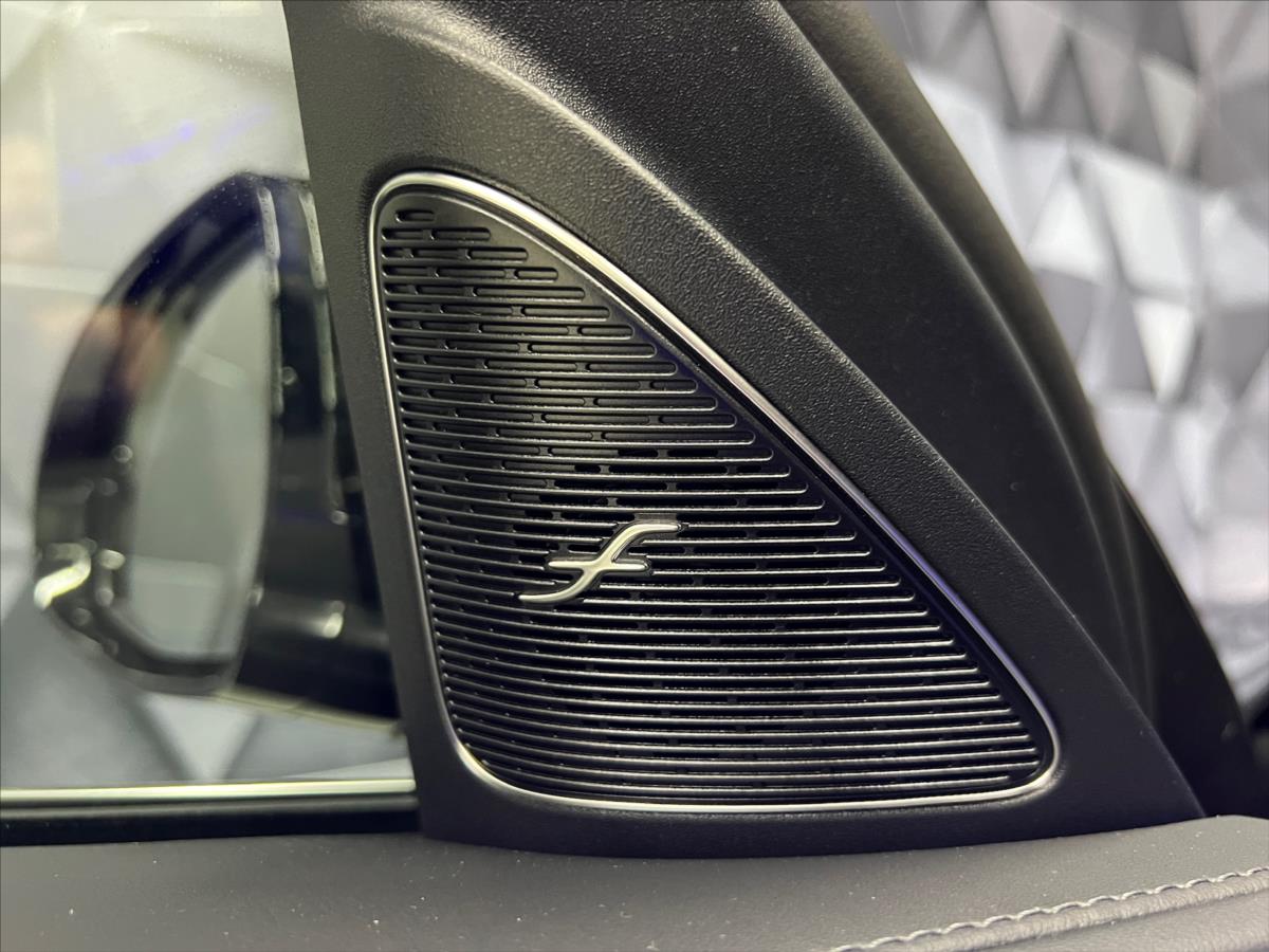 Mercedes-Benz Třídy E