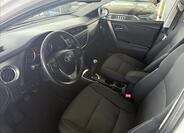 Toyota Auris 7