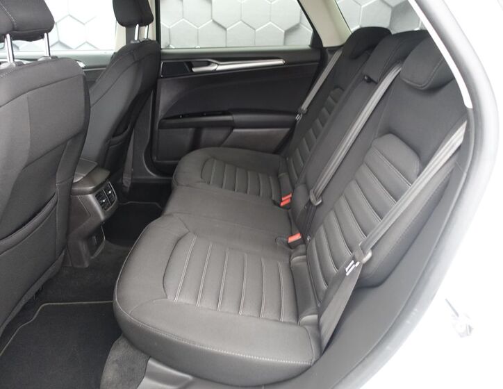 Ford Mondeo 28
