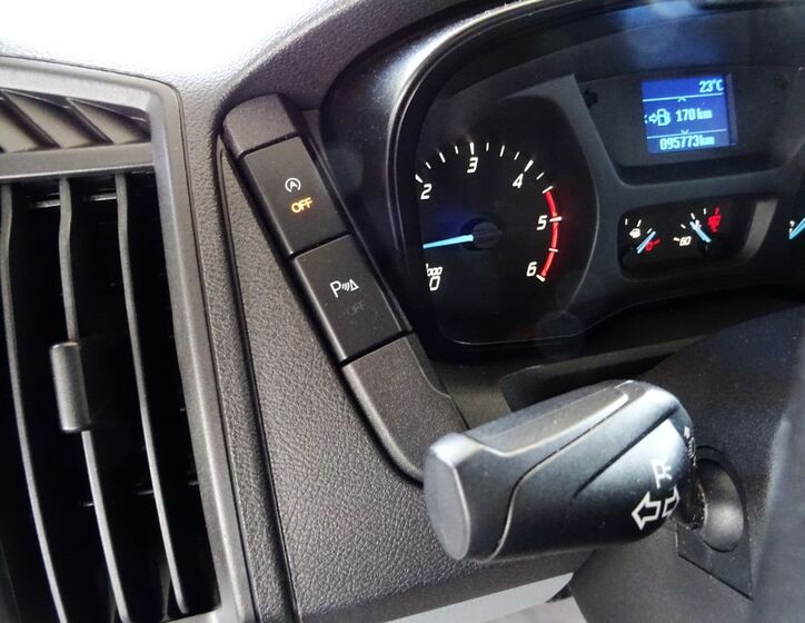 Ford Transit 14