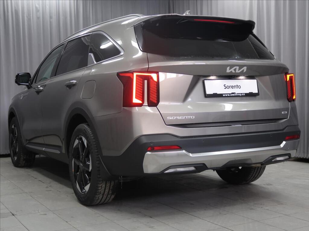 KIA Sorento 6