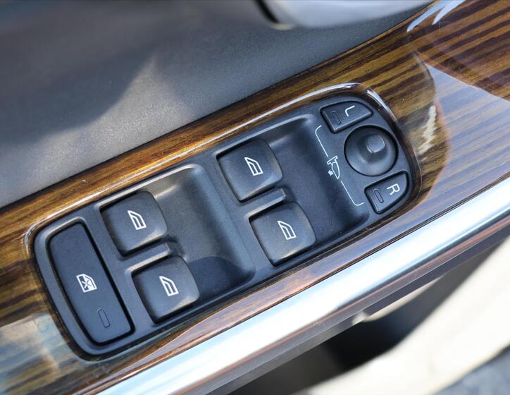 Volvo S60 16