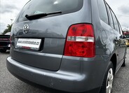 Volkswagen Touran 6