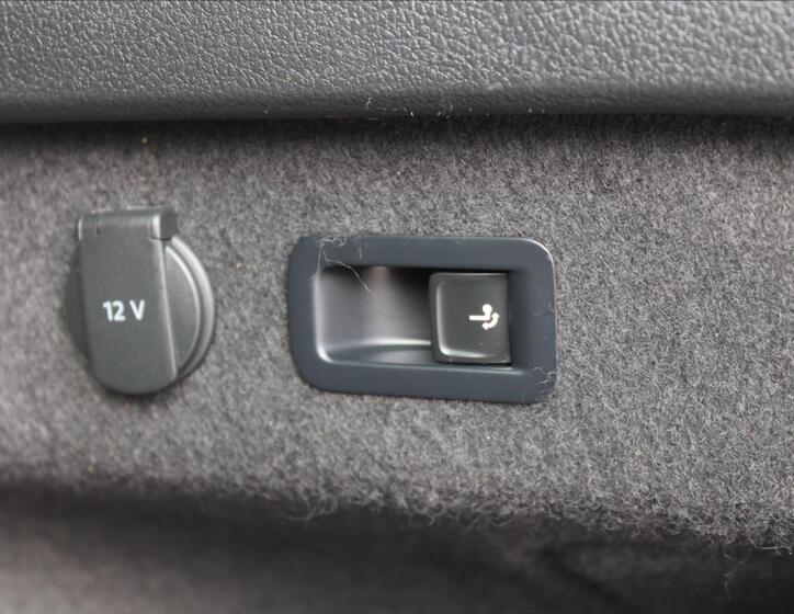 Volkswagen Passat 35