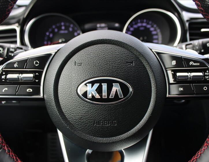 KIA ProCeed 14