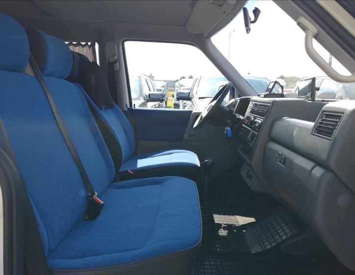 Volkswagen Transporter 26