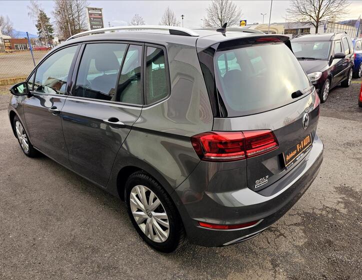 Volkswagen Golf Sportsvan 8