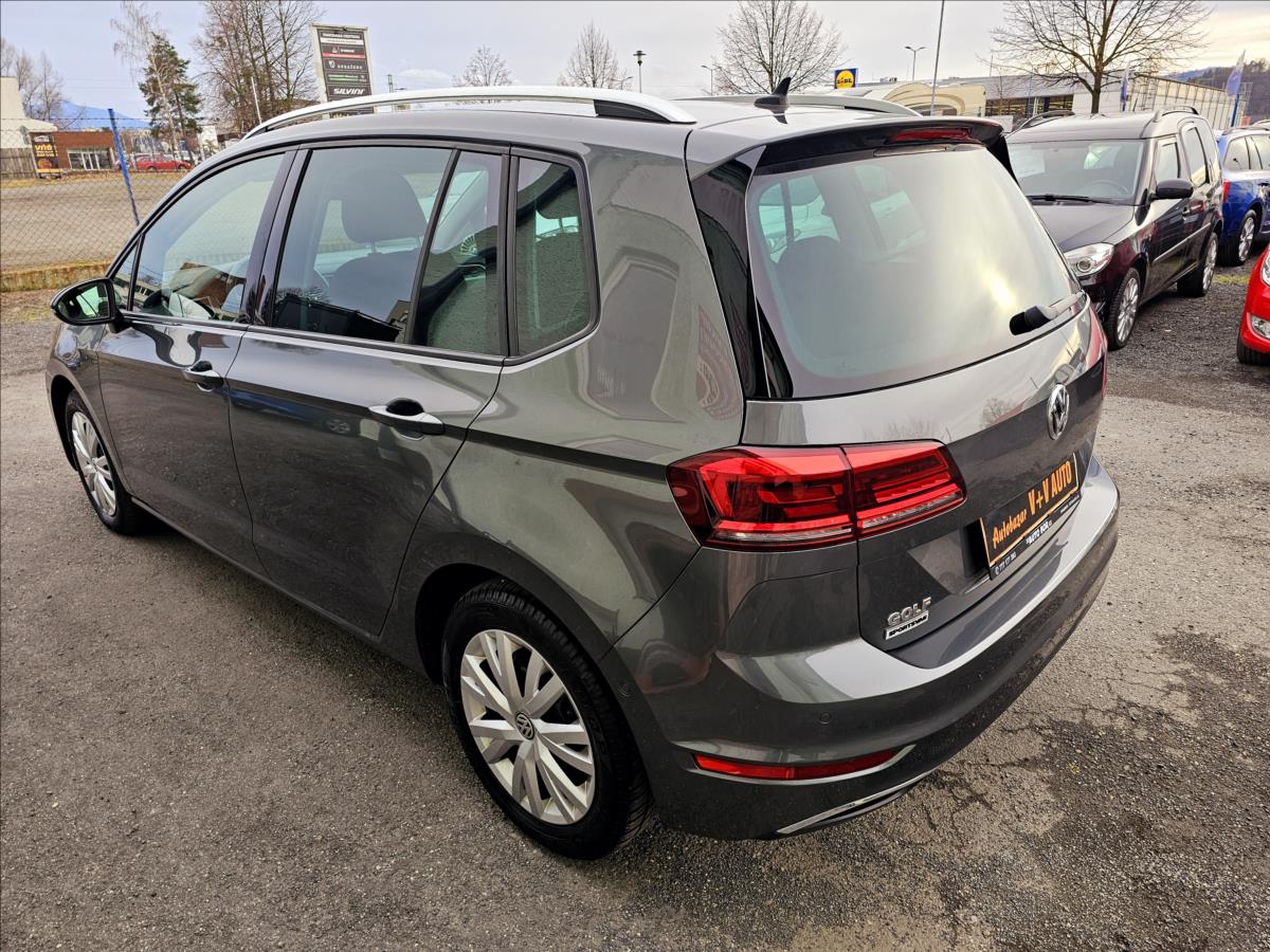 Volkswagen Golf Sportsvan